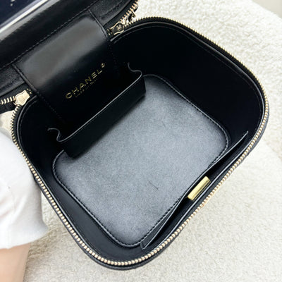 Chanel 22S Top Handle Vanity Case with Chain in Black Caviar LGHW