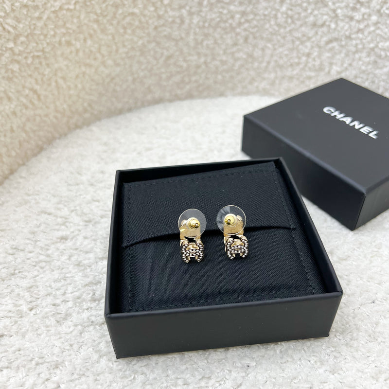 Chanel 23B Earrings with CC Logo and Diamantes in LGHW (Model: ABB784)