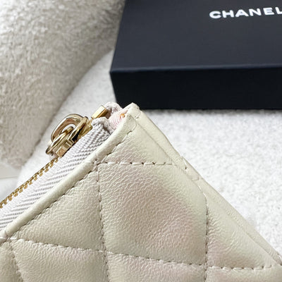 Chanel Mini O-Case in Iridescent White Lambskin LGHW