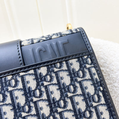 Dior 30 Montaigne Chain Flap Bag in Navy Oblique Canvas GHW