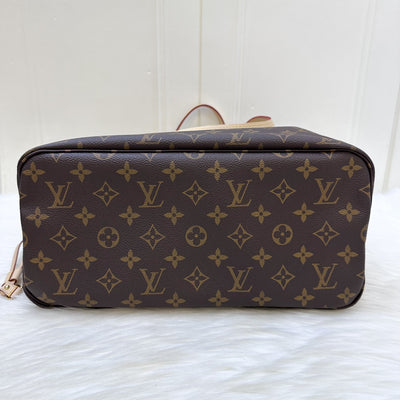 LV Neverfull MM in Monogram Canvas and GHW