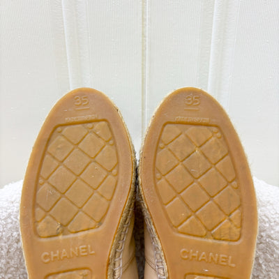 Chanel Espadrilles in Beige and Black Leather Sz 35