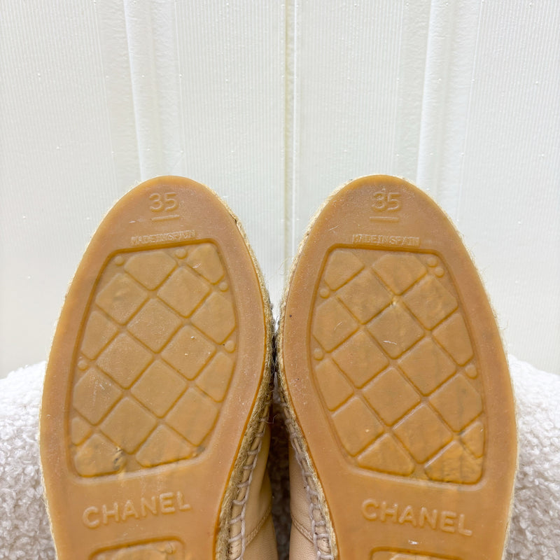 Chanel Espadrilles in Beige and Black Leather Sz 35