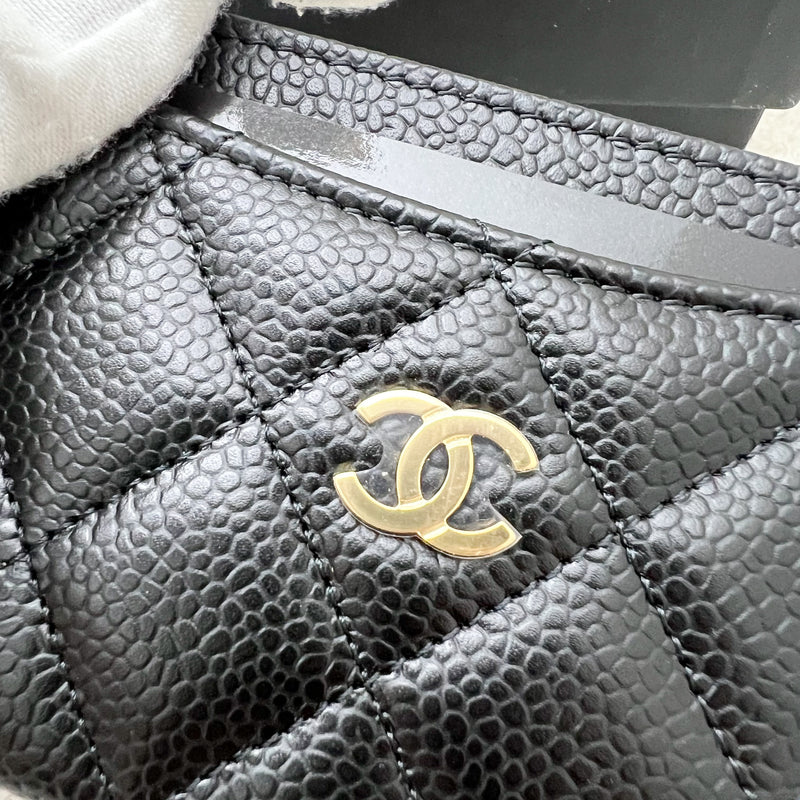 Chanel Classic Flat Card Holder in Black Caviar LGHW