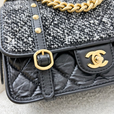 Chanel 21B Messenger Flap Bag in Black and White Tweed, Calfskin and AGHW