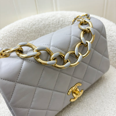 Chanel 22A Seasonal Flap in Grey Lambskin and GHW