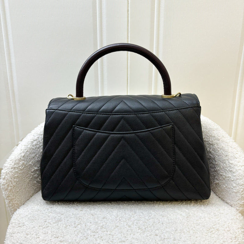 Chanel Medium 29cm Coco Handle Flap with Burgundy Lizard-Embossed Calfskin Handle in Chevron Quilted Black Caviar and GHW