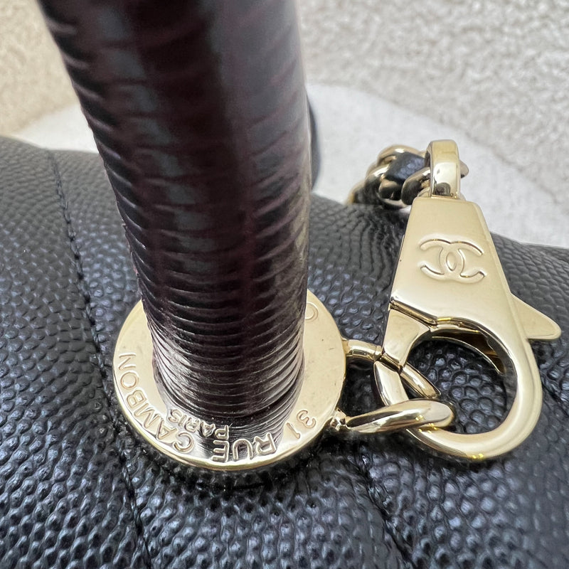 Chanel Small 24cm Coco Handle Flap with Burgundy Lizard-Embossed Calfskin Handle in Chevron Quilted Black Caviar and GHW