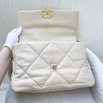 Chanel 19 Medium Flap in Light Beige Lambskin and 3-Tone Hardware