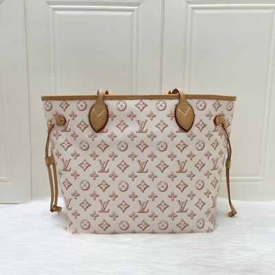 LV Neverfull MM with Front Pocket in Beige Clair Monogram Canvas and GHW (M20921)