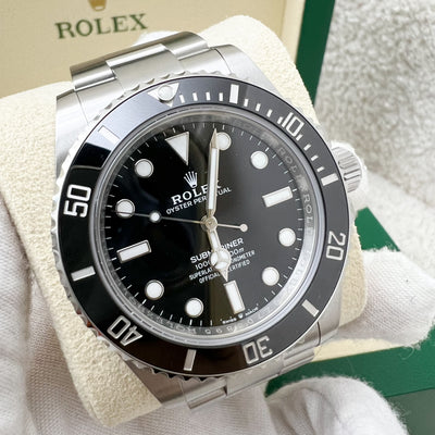 Rolex Submariner 41mm with Black Dial, Black Bezel and Oystersteel Bracelet (124060)