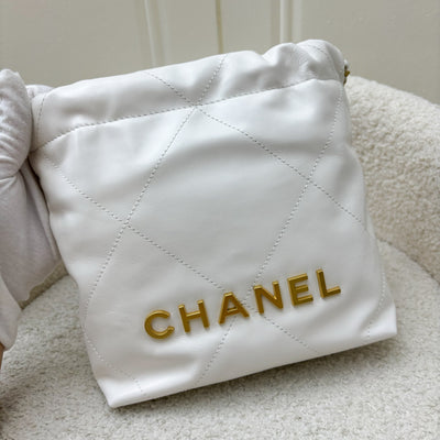 Chanel 22 Mini Hobo Bag in White Shiny Calfskin and GHW