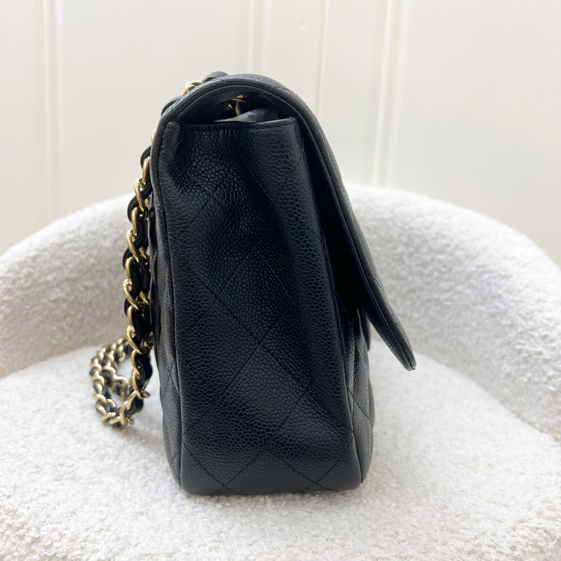 Chanel Classic Jumbo Single Flap SF in Black Caviar and GHW