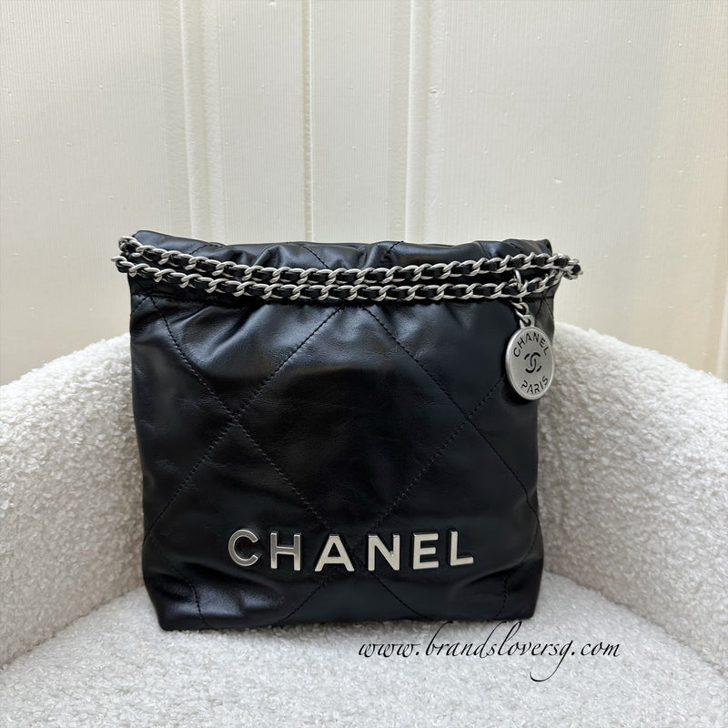 Chanel 22 Mini Hobo Handbag in Black Shiny Calfskin and SHW