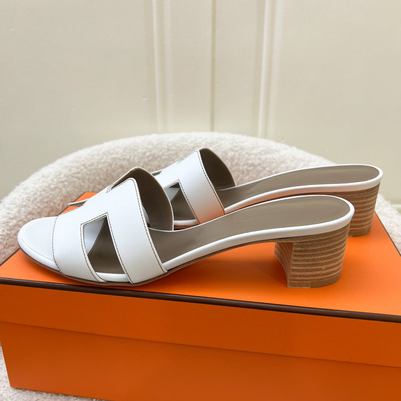 Hermes Oasis Sandal in White Blanc Calfskin Sz37