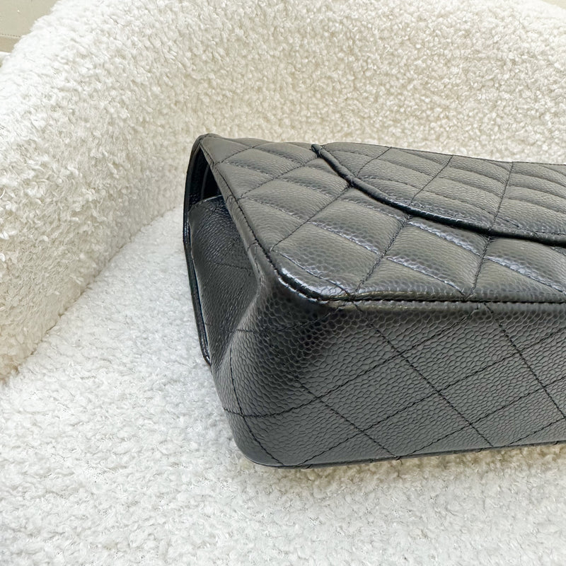 Chanel Medium Classic Flap CF in Black Caviar and GHW