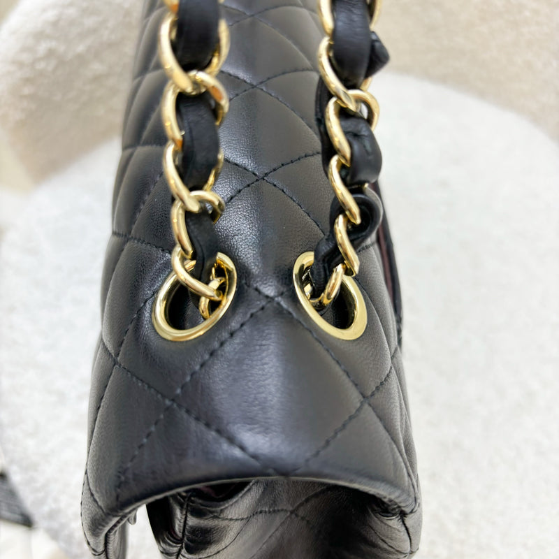 Chanel Medium Classic Flap CF in Black Lambskin and GHW