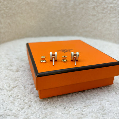 Hermes Mini Pop H Earrings in Blanc Enamel RGHW