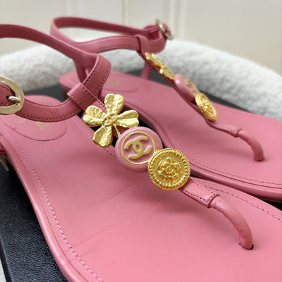 Chanel Pink Sandels in Size 37