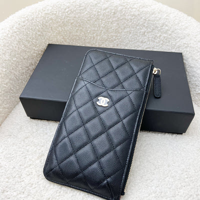 Chanel Classic Phone Pouch / Holder in Black Caviar LGHW