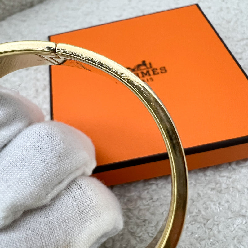 Hermes Clic Anneau Bracelet in Marron Glace Enamel Sz PM