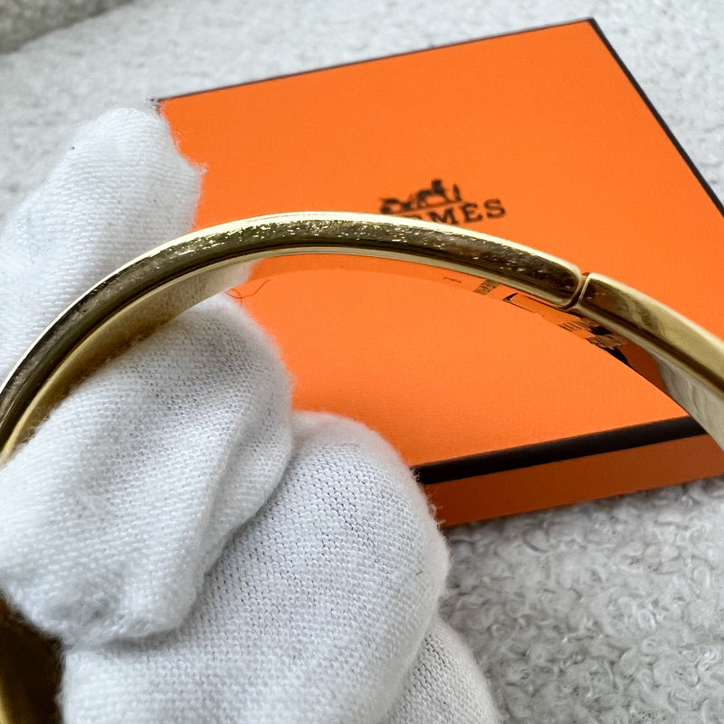 Hermes Clic Anneau Bracelet in Marron Glace Enamel Sz PM