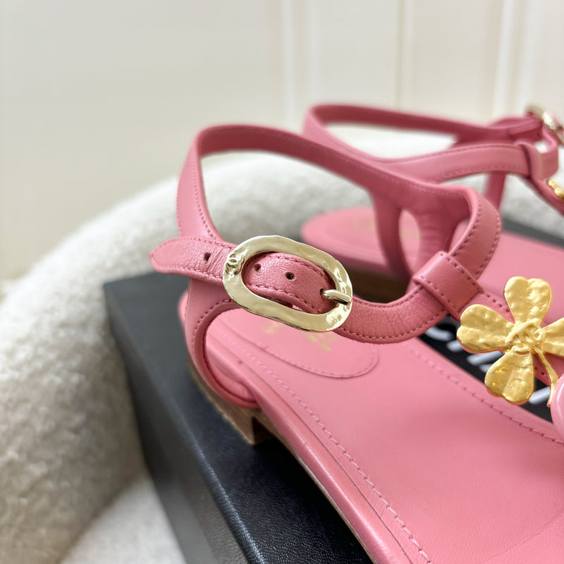 Chanel Pink Sandels in Size 37