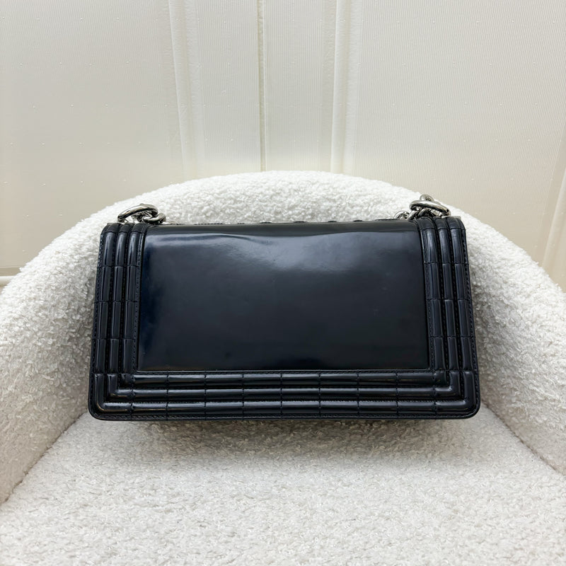 Chanel Medium 25cm Boy Flap in Black Shiny Calfskin and SHW