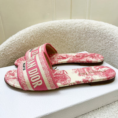 Dior Dway Slides / Sandals in Pink Toile De Jouy Embroidered Cotton Sz 39