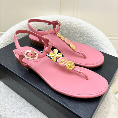 Chanel Pink Sandels in Size 37