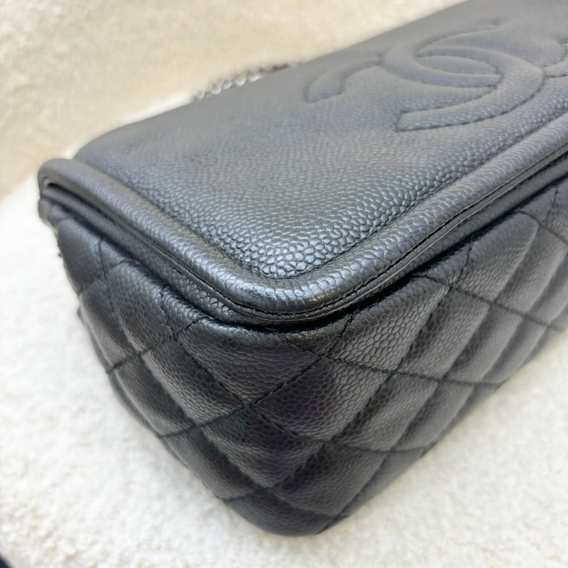 Chanel Seasonal Timeless CC flap in Black Caviar and SHW