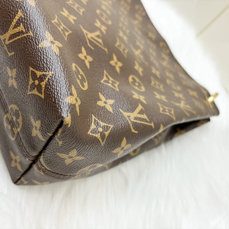 LV Graceful PM in Monogram Canvas and GHW