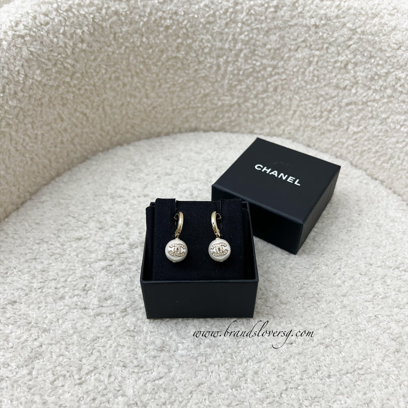 Chanel 22S Pearl with Crystals Studded CC Logo Earrings in LGHW