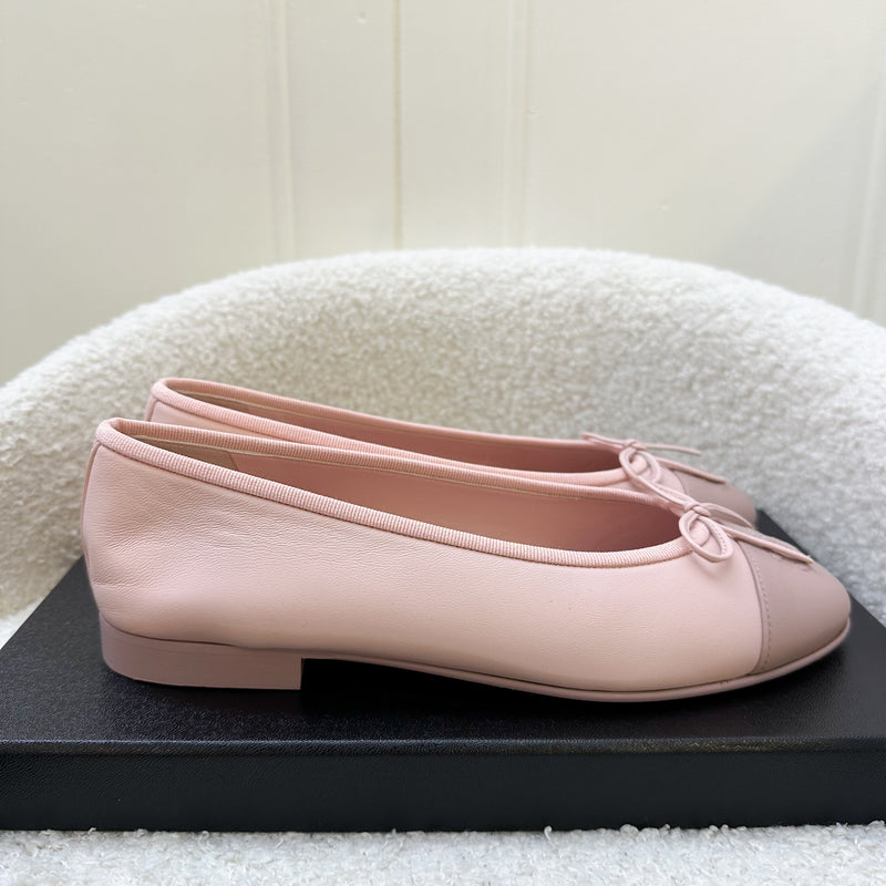 Chanel 23K Ballerina Flats in Pink Lambskin Size 37