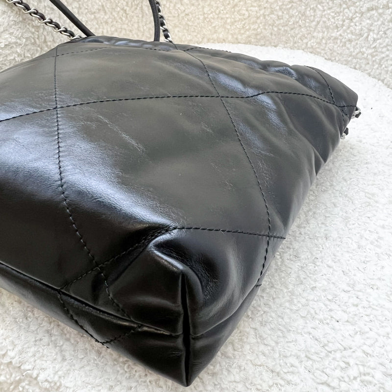 Chanel 22 Mini Hobo Handbag in Black Shiny Calfskin and SHW