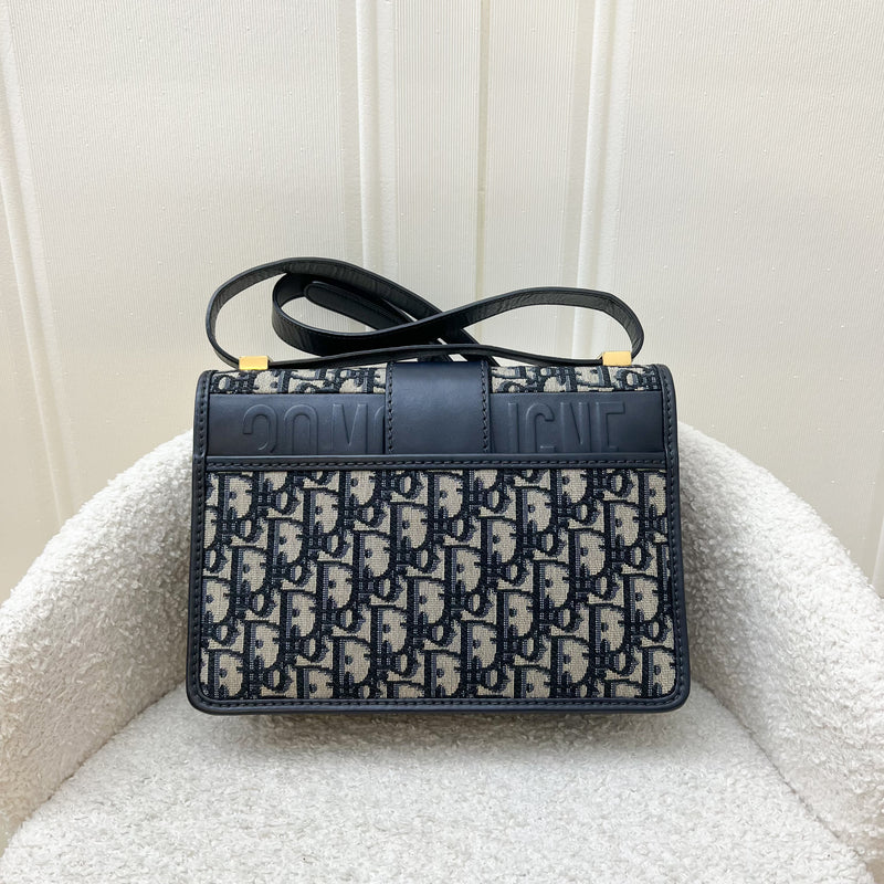 Dior 30 Montaigne Flap Bag in Navy Oblique Canvas GHW