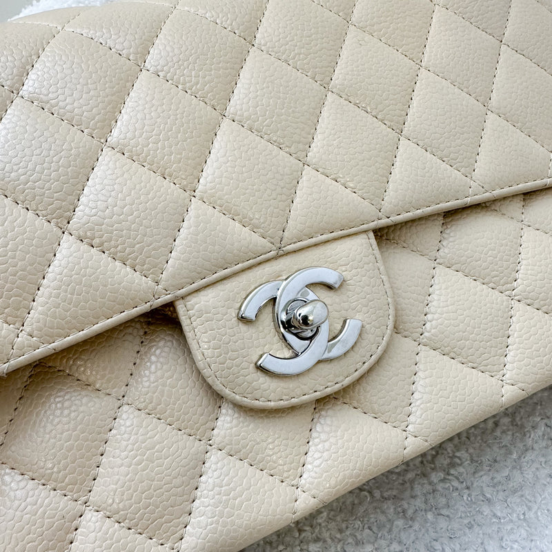 Chanel Medium Classic Flap CF in Beige Caviar SHW