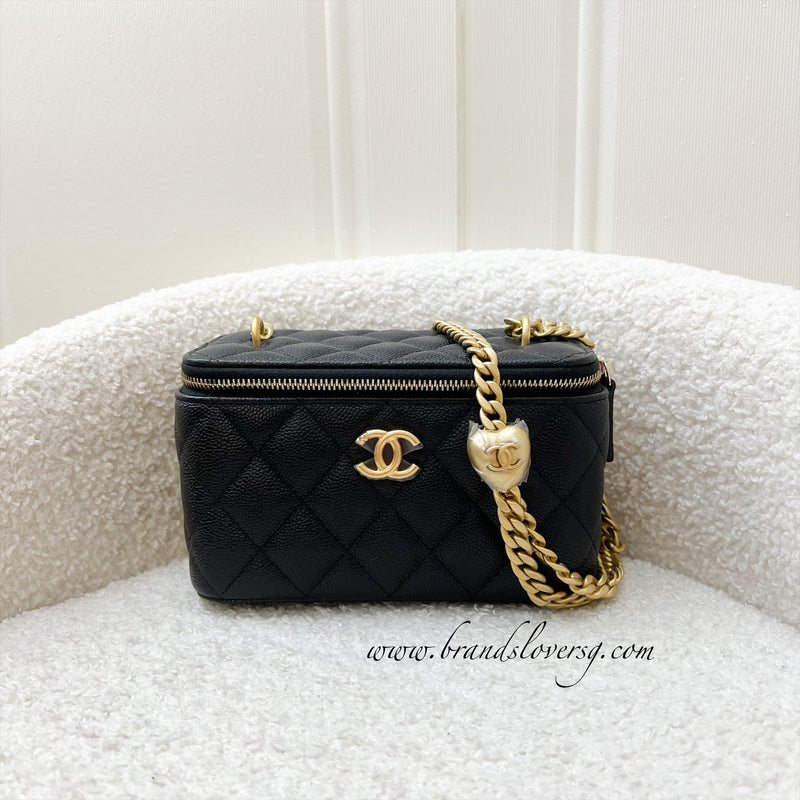 Chanel 23P Heart Adjustable Chain Vanity in Black Caviar AGHW