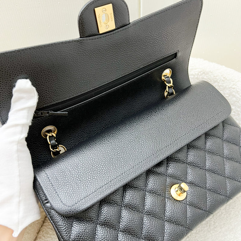 Chanel Medium Classic Flap CF in Black Caviar and GHW