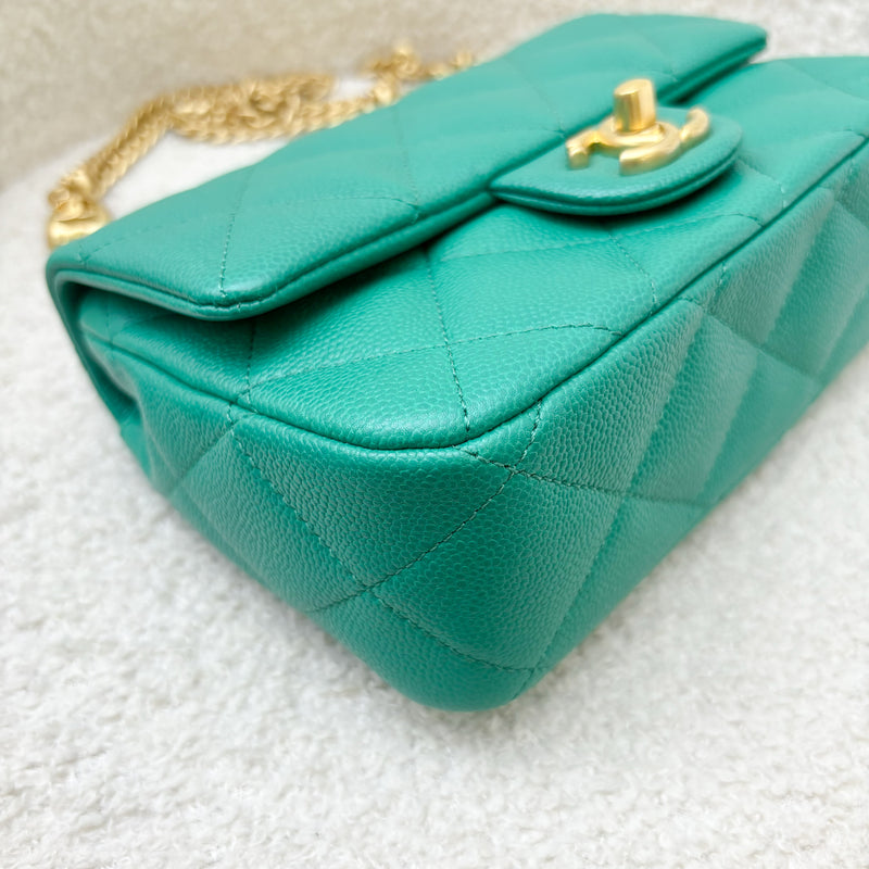 Chanel 23P Heart Adjustable Chain Small / Mini 20cm Flap Bag in Green Caviar AGHW