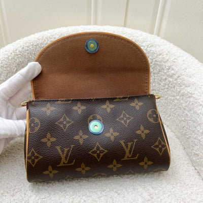 LV Pochette Friendly Two Way Mini Bag in Monogram Canvas GHW