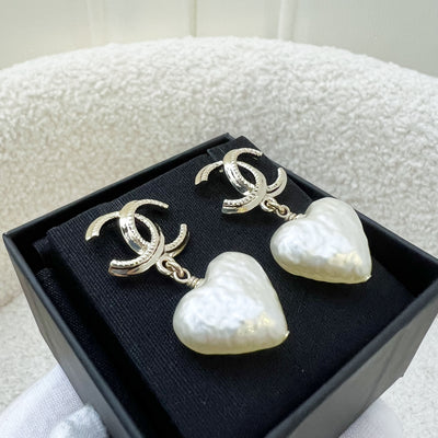 Chanel CC Logo Dangling Earrings in LGHW with Heart Pearl