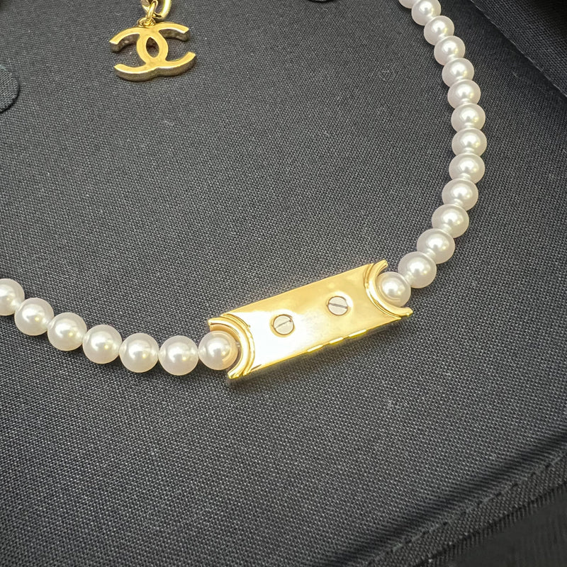 Chanel Necklace with Pearls and CC Crystal Logo GHW