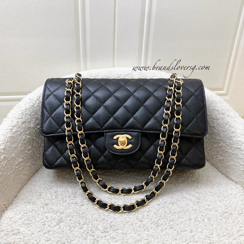 Chanel Medium Classic Flap CF in Black Caviar and GHW