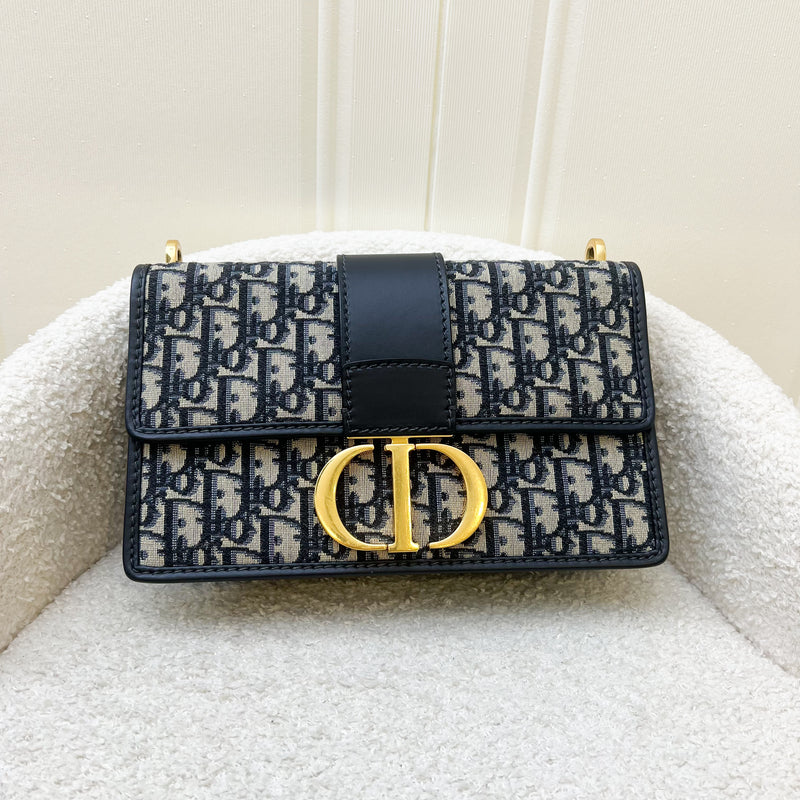 Dior 30 Montaigne Chain Flap Bag in Navy Oblique Canvas GHW