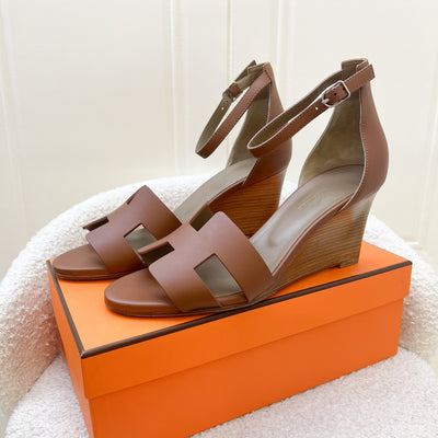 Hermes Legend Sandal in Gold Size 38.5