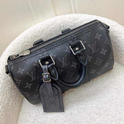 LV Keepall Bandoulière 25 in Monogram Eclipse Reverse Canvas SHW