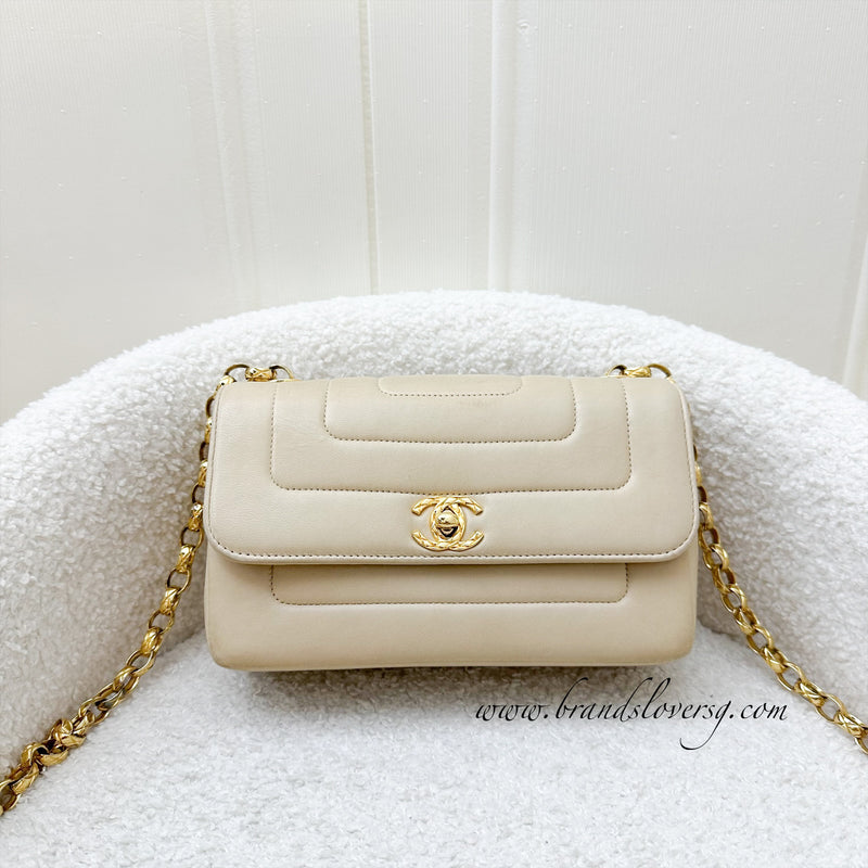 Chanel Vintage Mini Bijoux Chain Flap in Beige Lambskin and 24K GHW