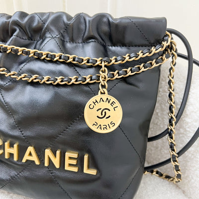 Chanel 22 Mini Hobo Handbag in Black Shiny Calfskin and GHW