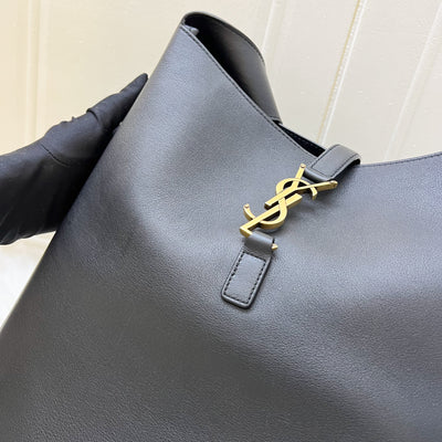 Saint Laurent YSL Large Le 5 À 7 Supple Hobo Bag in Black Grained Leather and GHW